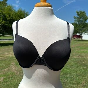 NWOT Maidenform Black Bra